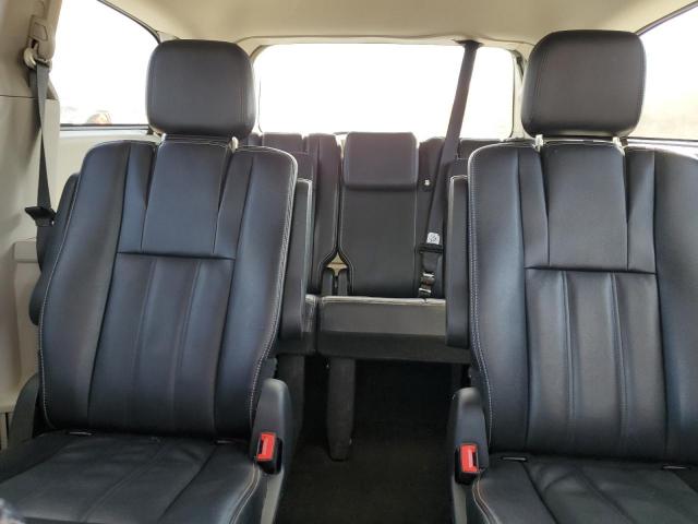 Chrysler Minivan Touring Image 8