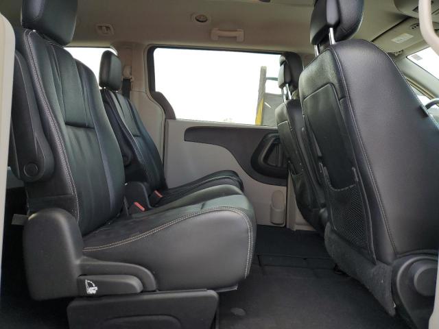 Chrysler Minivan Touring Image 11