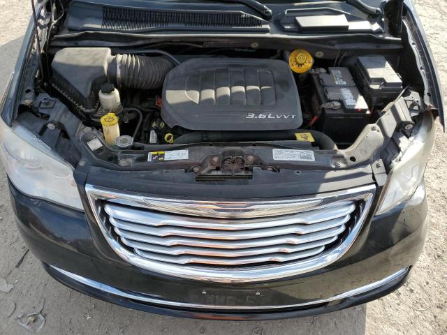 Chrysler Minivan Touring Image 12