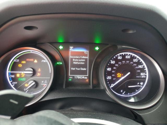 Toyota Camry Se Image 10