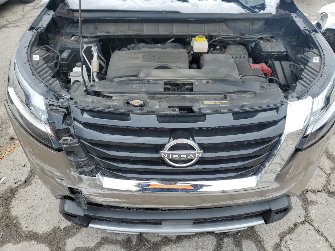 Nissan Pathfinder Platinum Image 9