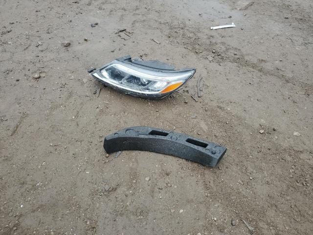 Chevrolet Express Image 7