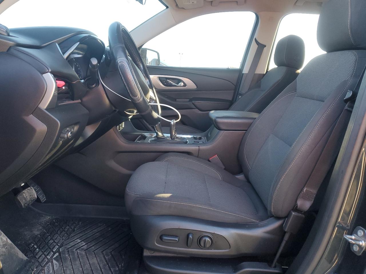 Chevrolet Traverse Lt Image 12