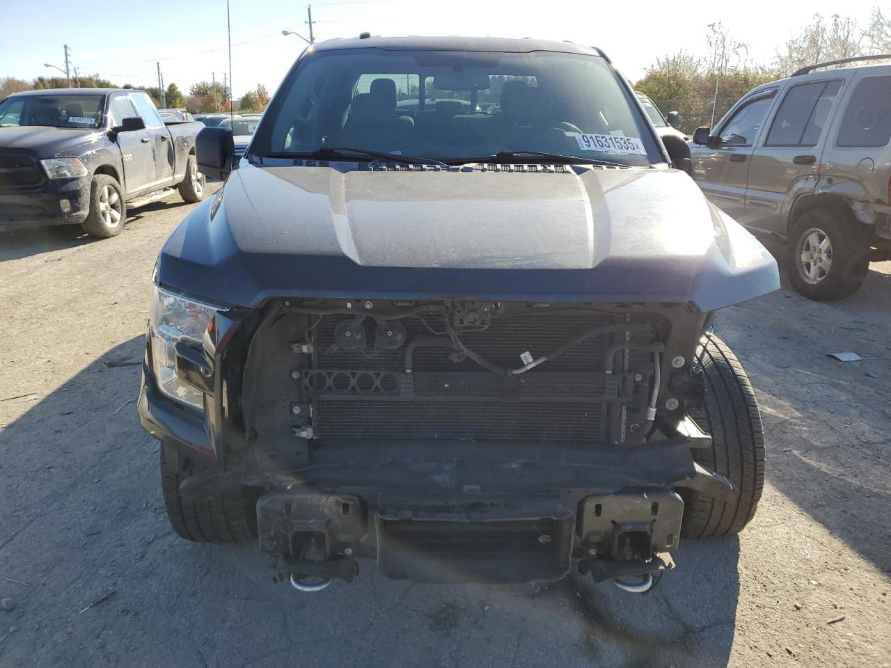 Ford F-150 Supercrew Image 9