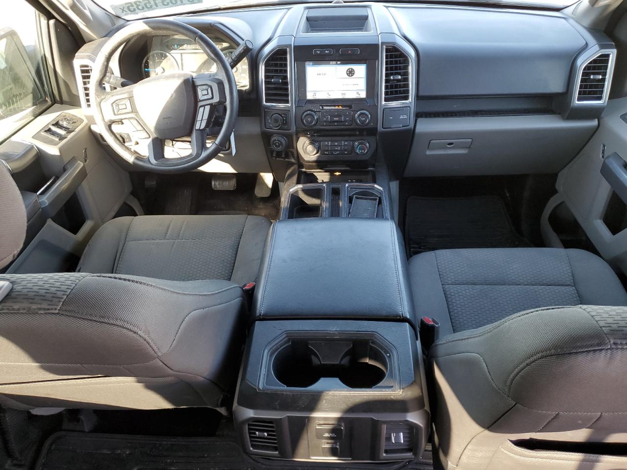 Ford F-150 Supercrew Image 7