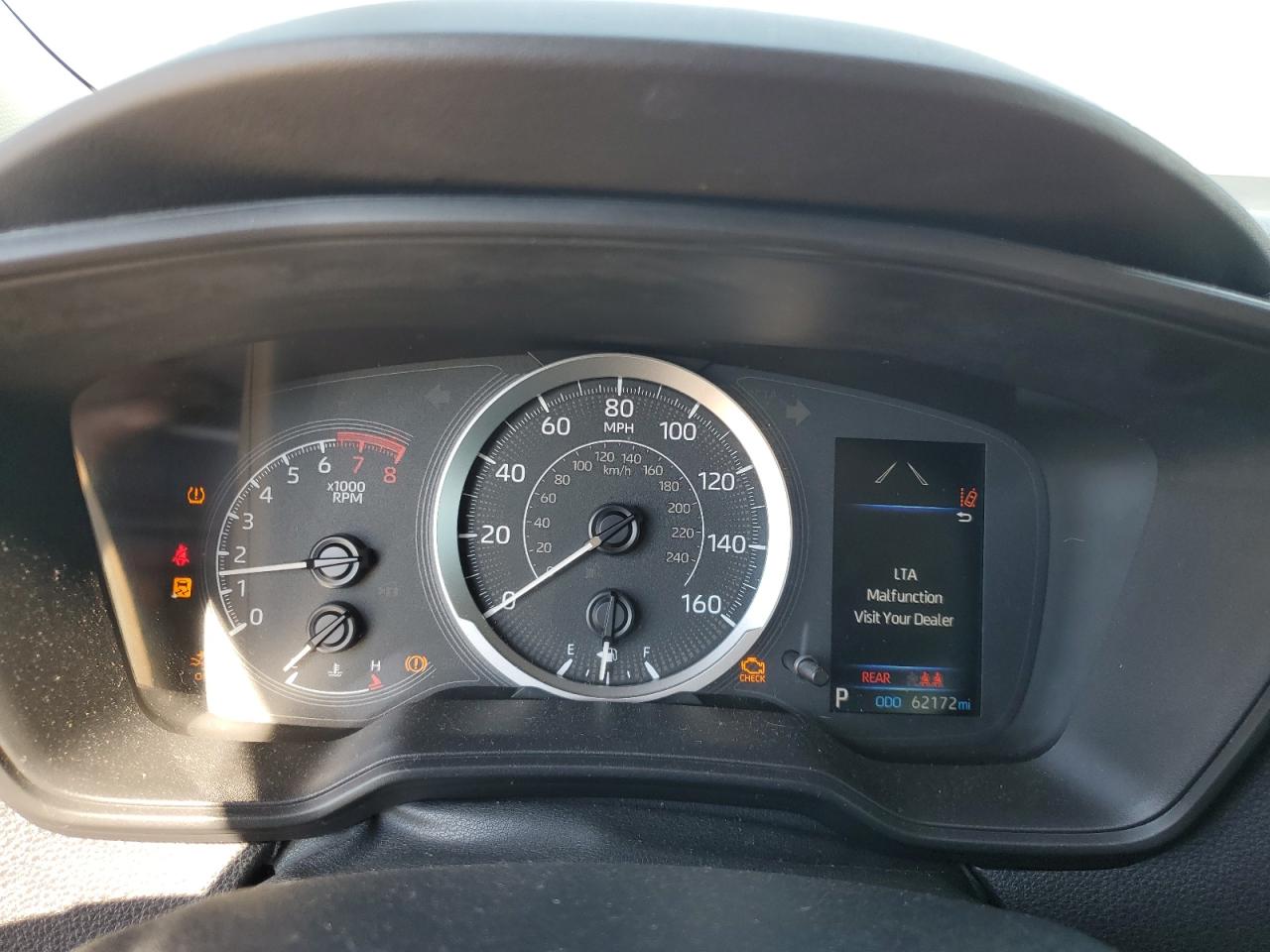 Toyota Corolla Le Image 6