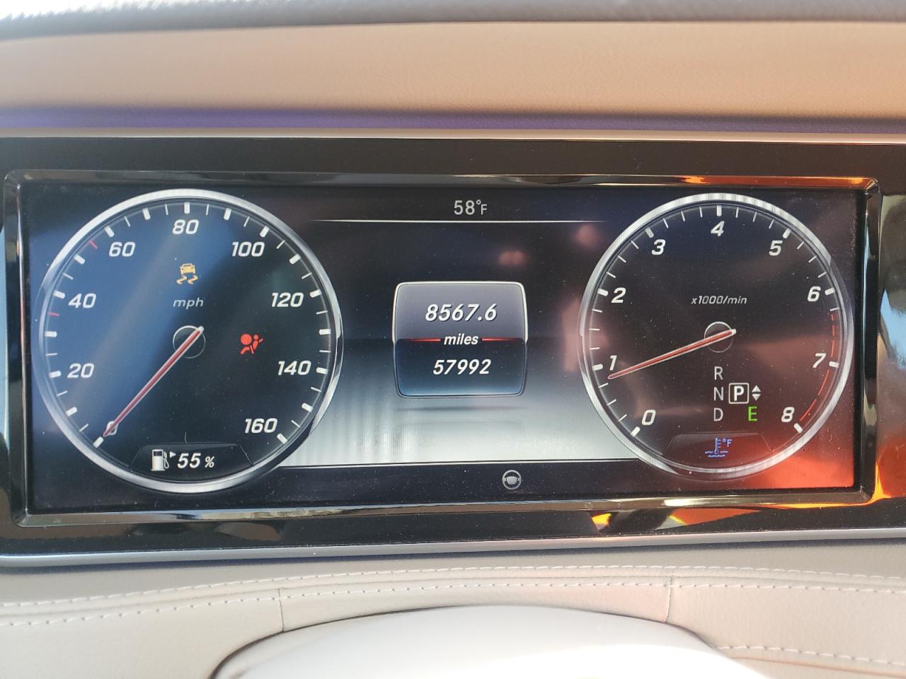 Mercedes-Benz S-Class 550 Image 11