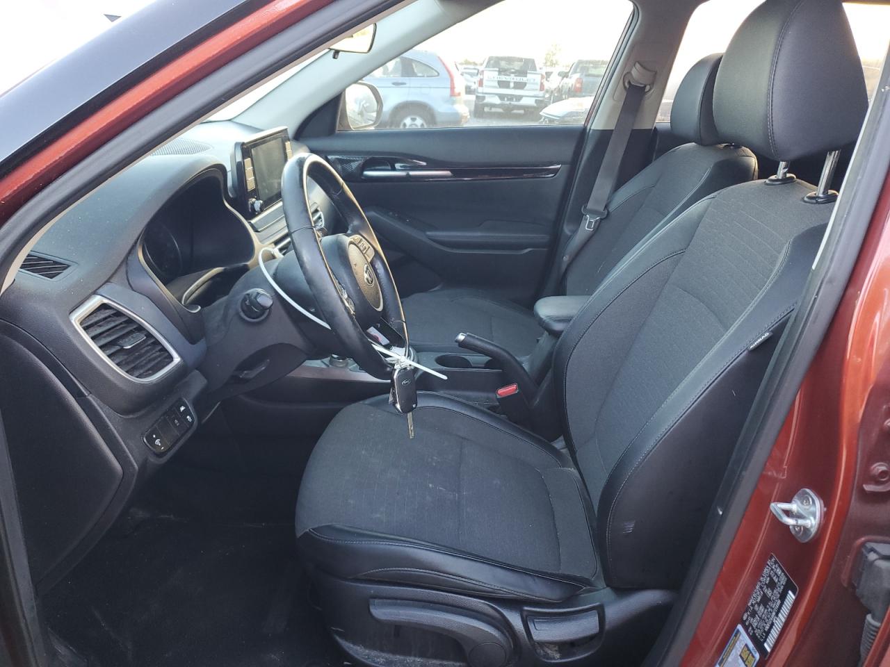 Kia Seltos S Image 2