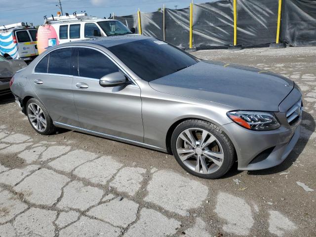 Mercedes-Benz C-Class 300 Image 4