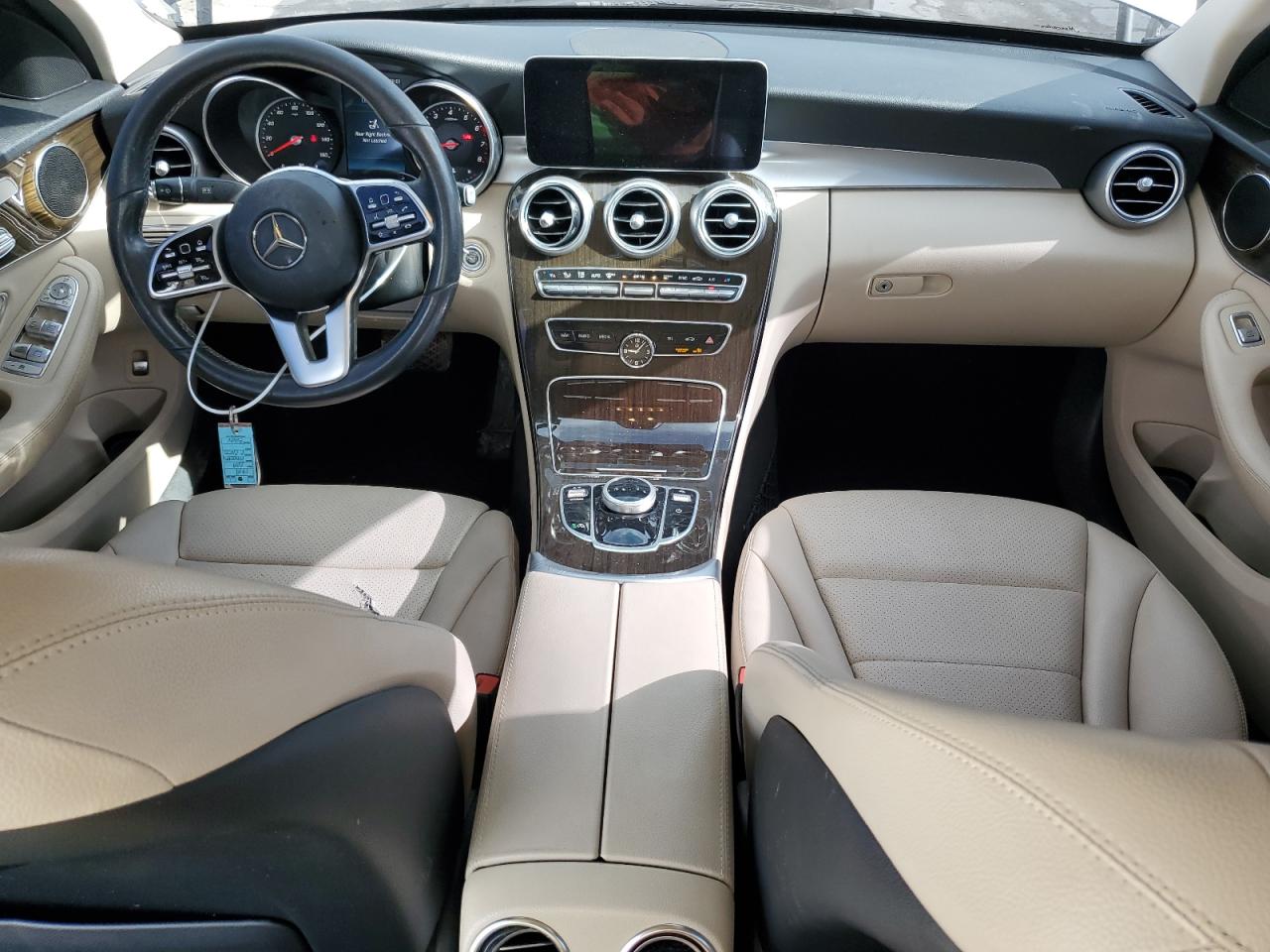 Mercedes-Benz C-Class 300 Image 7