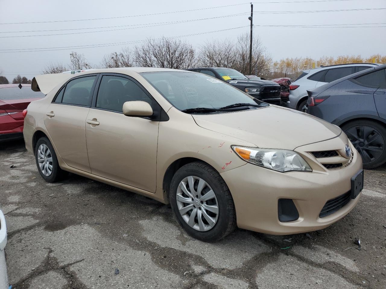 Toyota Corolla Base Image 4