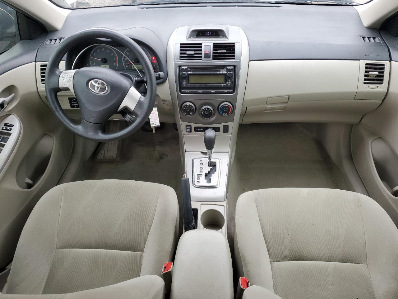 Toyota Corolla Base Image 5