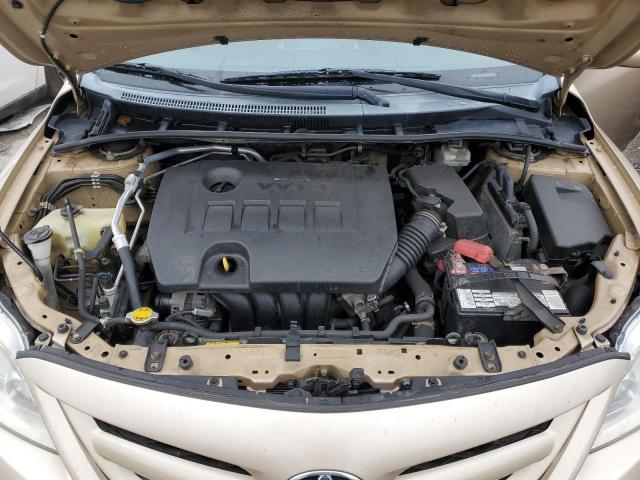 Toyota Corolla Base Image 10