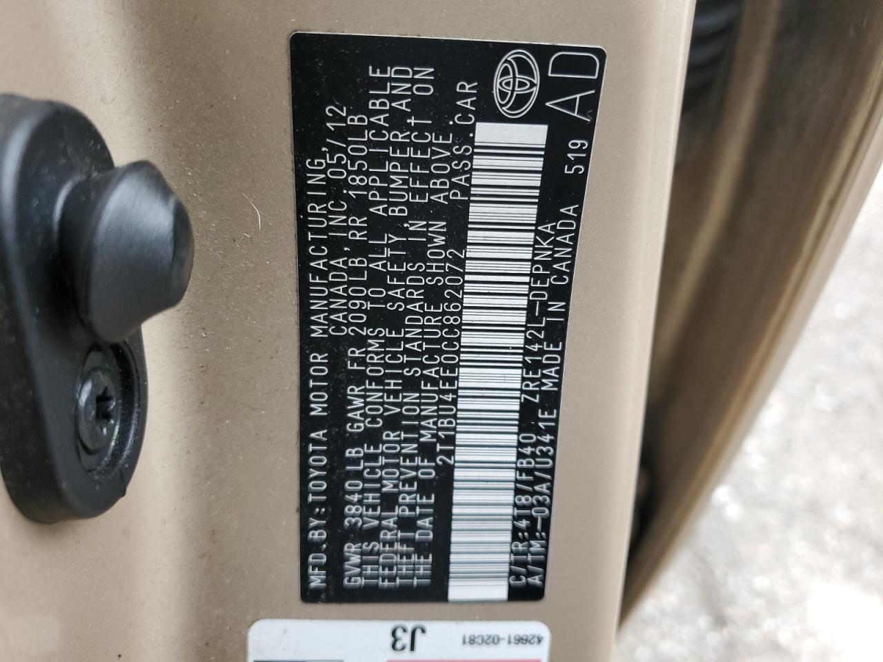 Toyota Corolla Base Image 9