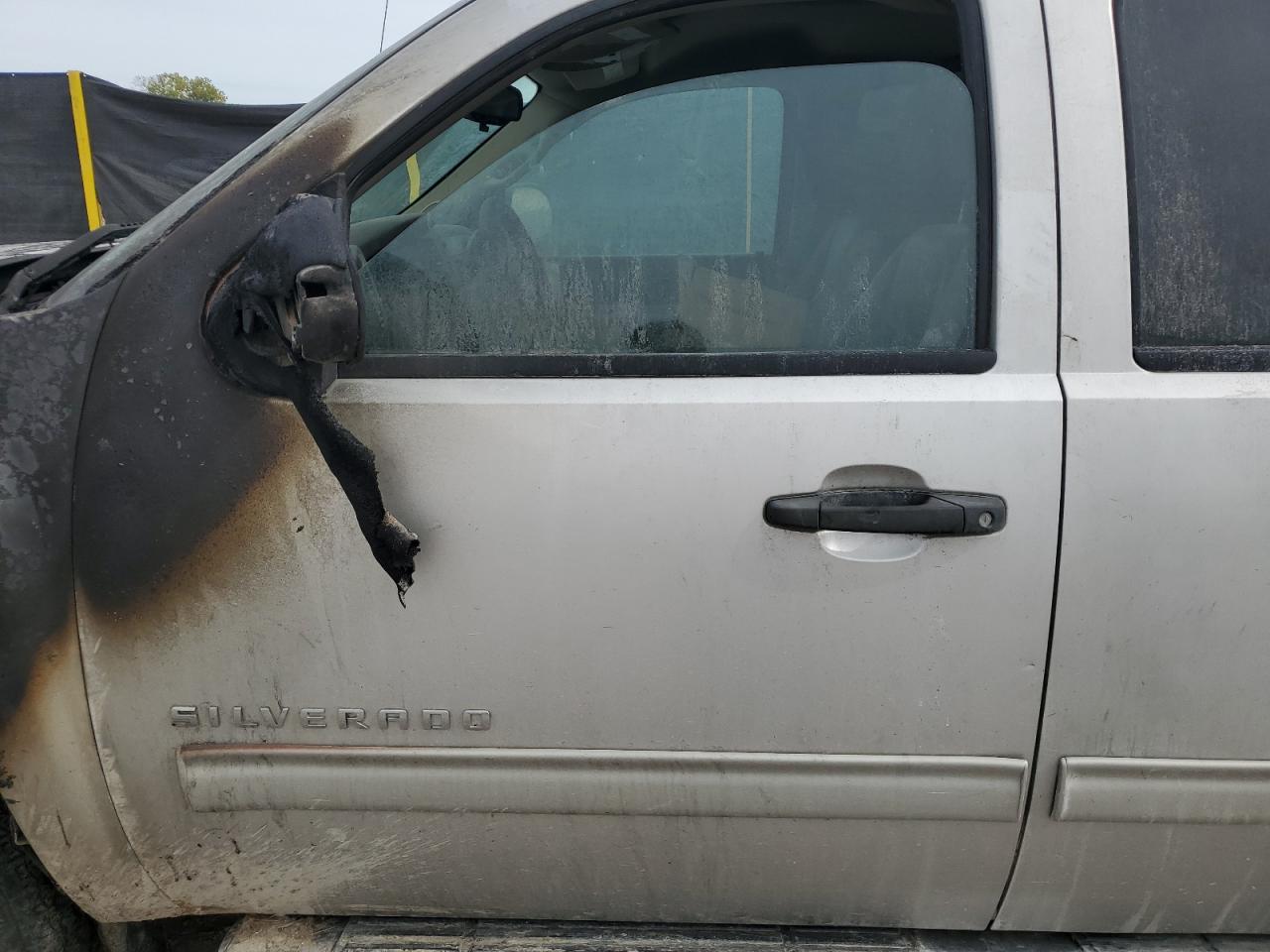 Chevrolet Silverado K1500 Lt Image 3