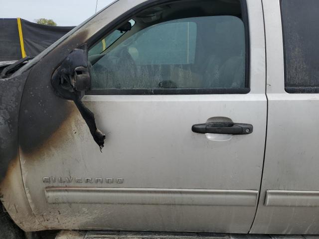 Chevrolet Silverado K1500 Lt Image 3