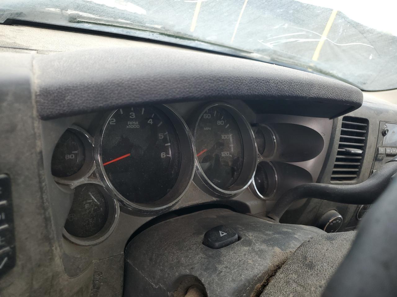 Chevrolet Silverado K1500 Lt Image 9