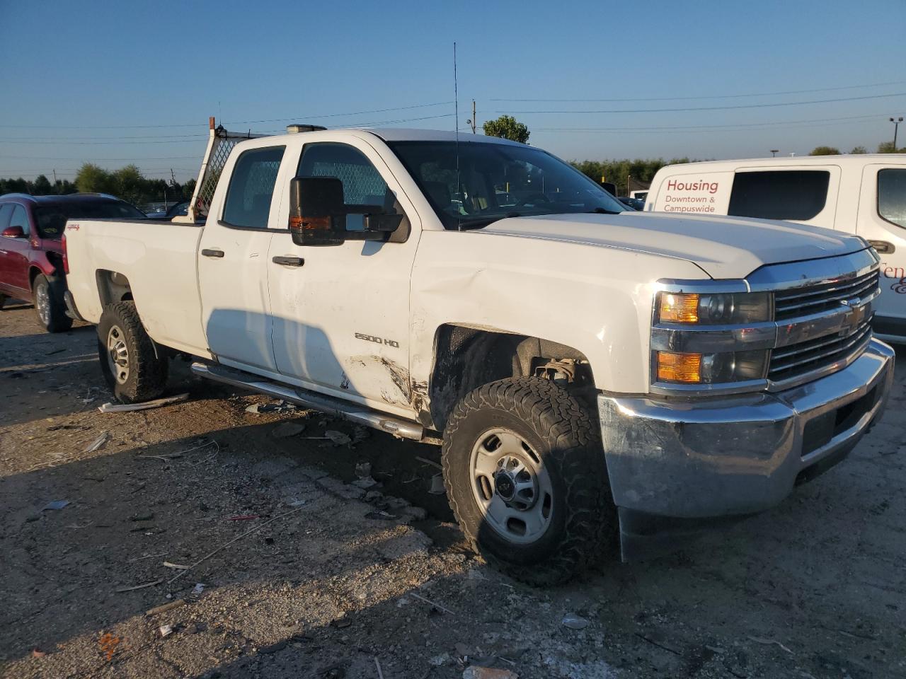 Chevrolet Silverado K2500 Heavy Duty Image 2