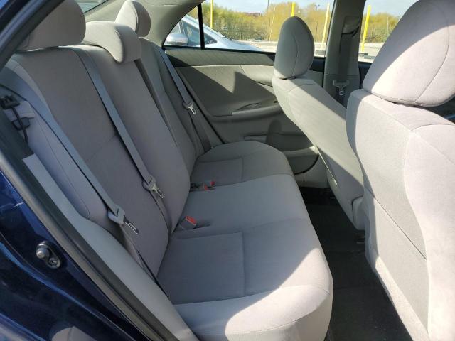 Toyota Corolla Base Image 11