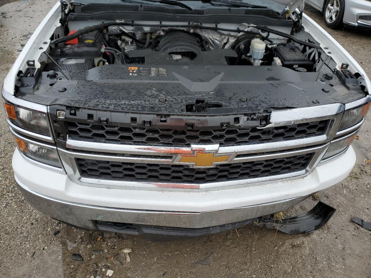 Chevrolet Silverado K1500 Image 4