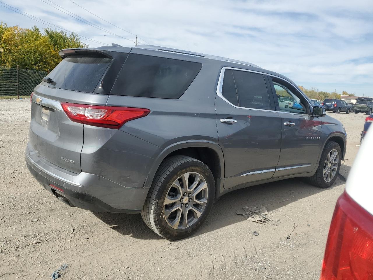 Chevrolet Traverse Premier Image 3