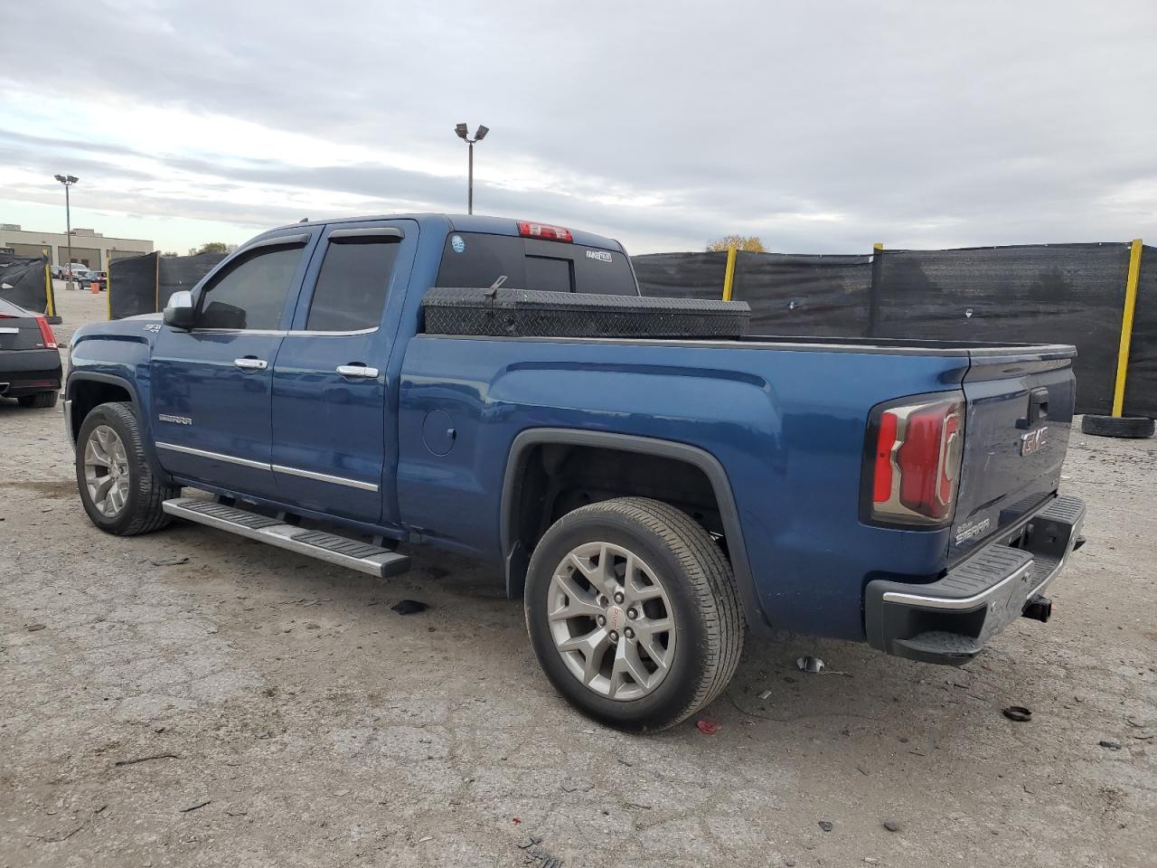 GMC Sierra K1500 Slt Image 8