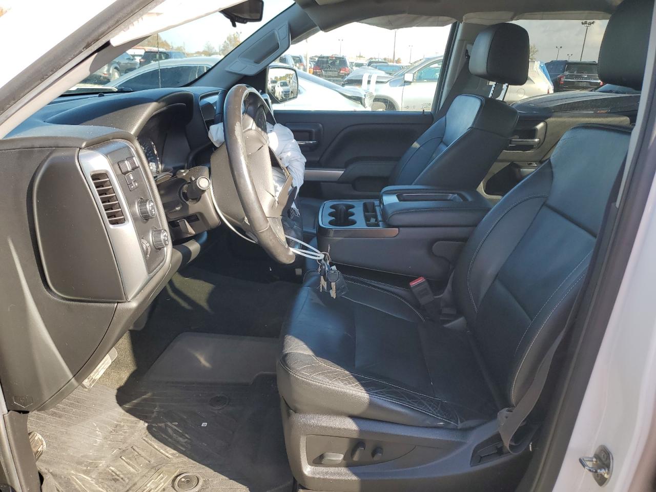 Chevrolet Silverado K1500 Lt Image 3