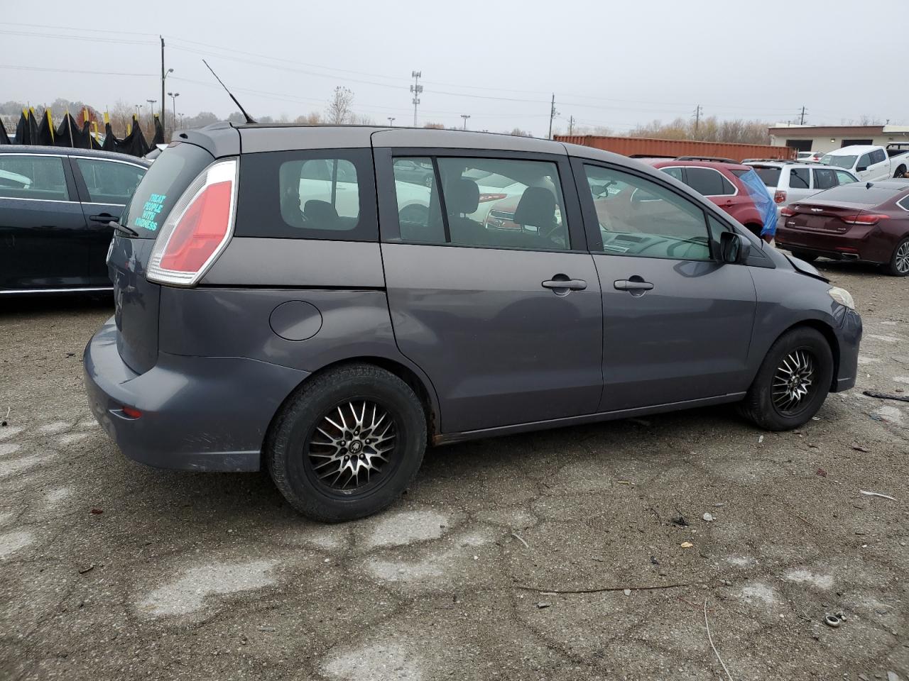 Mazda 5 Image 5