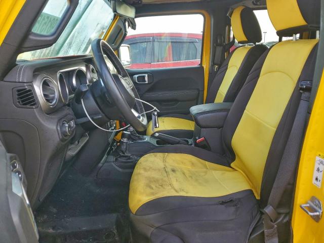 Jeep Wrangler Sahara Image 4