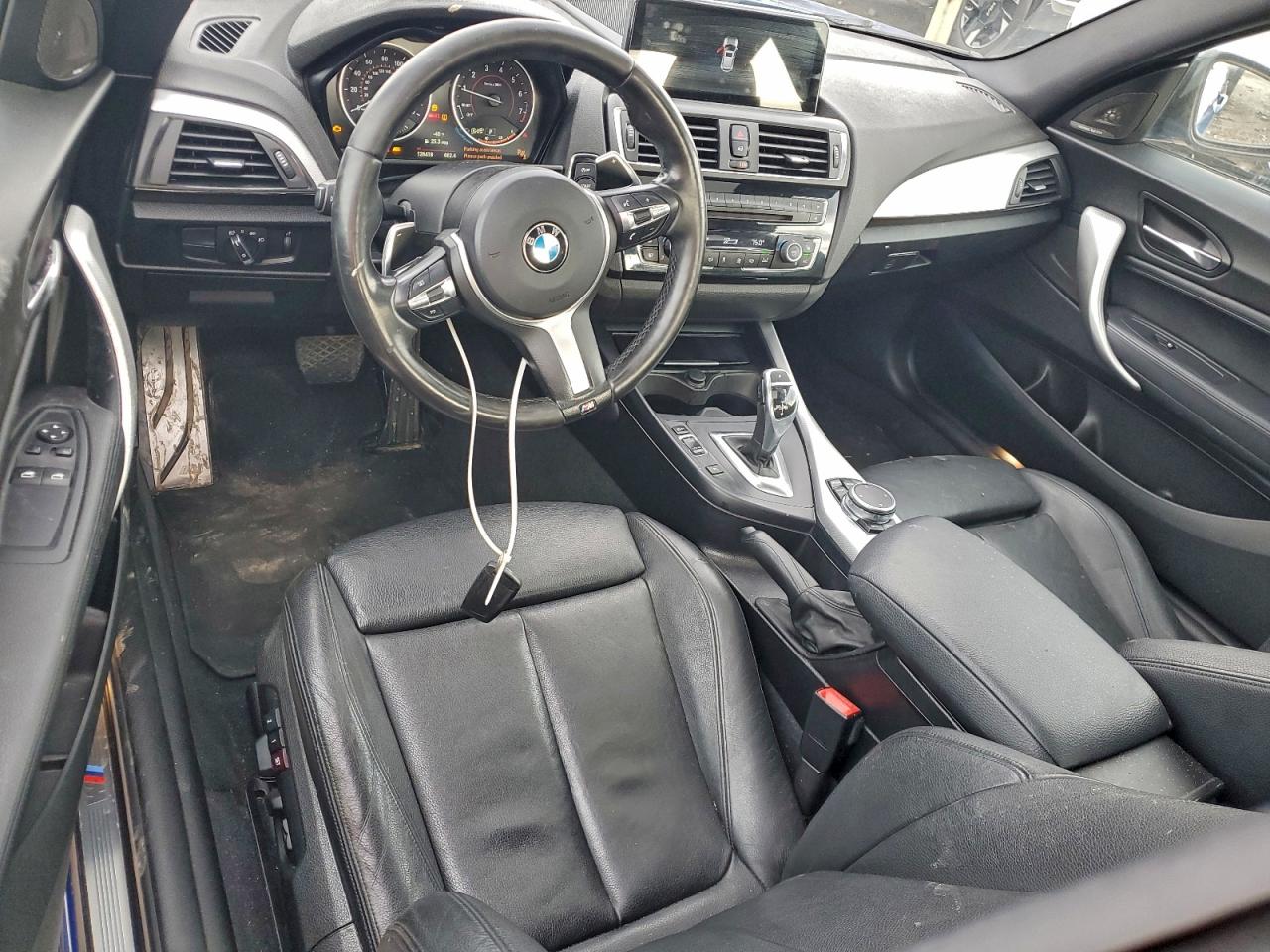 BMW 2 Series Xi Image 4