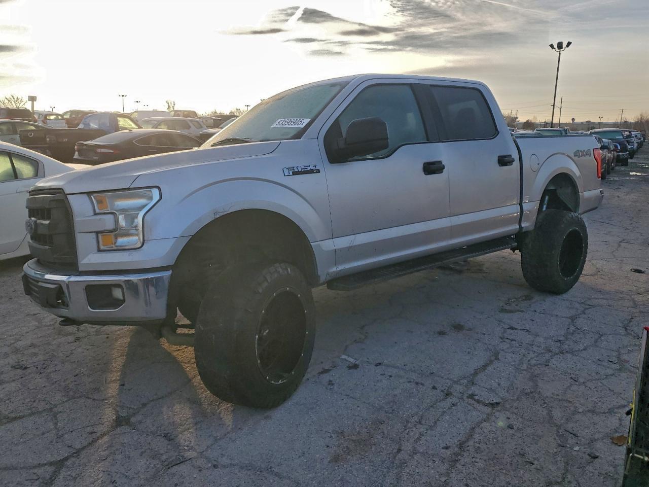 Ford F-150 Supercrew Image 1