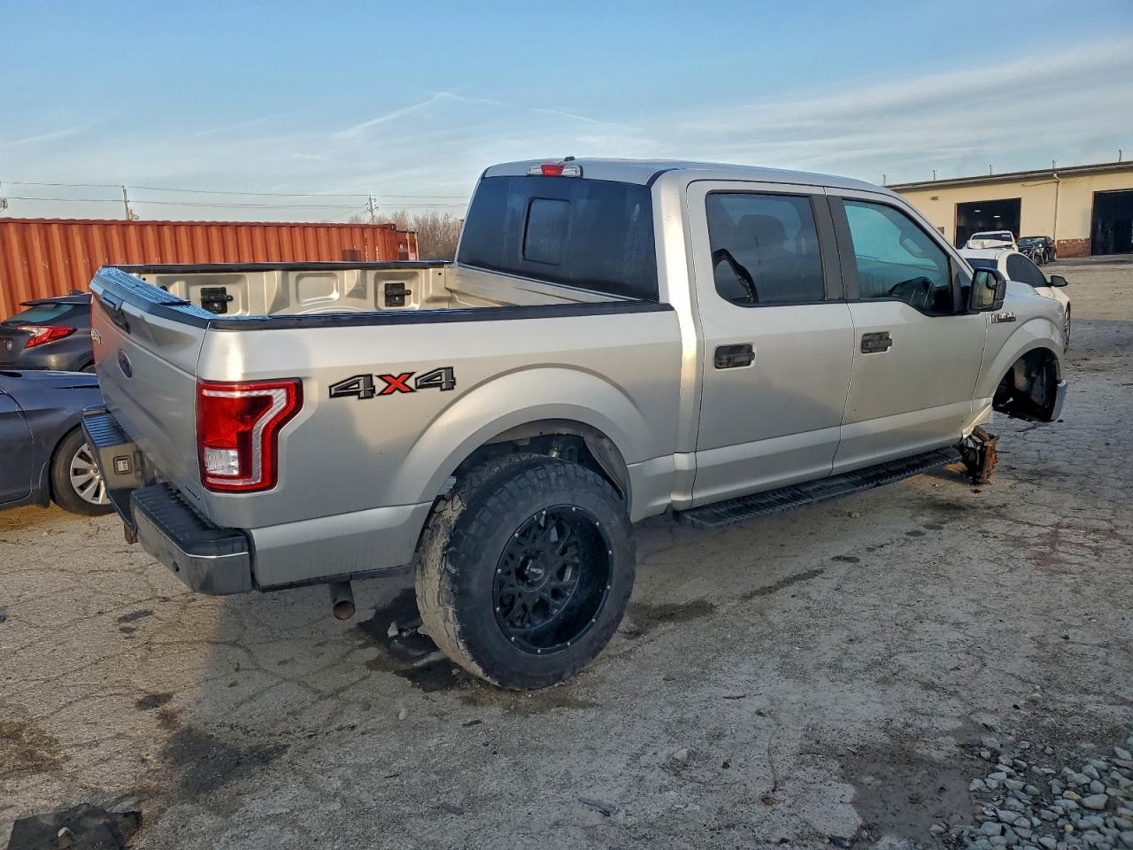 Ford F-150 Supercrew Image 2