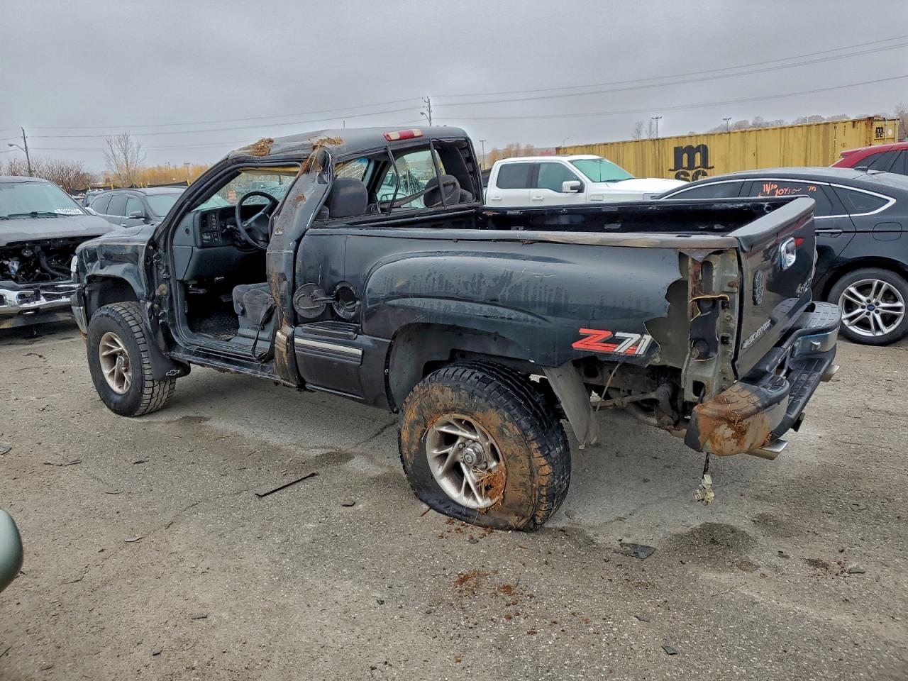 Chevrolet Silverado K1500 Image 2