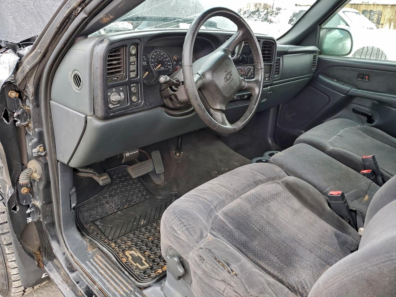 Chevrolet Silverado K1500 Image 11