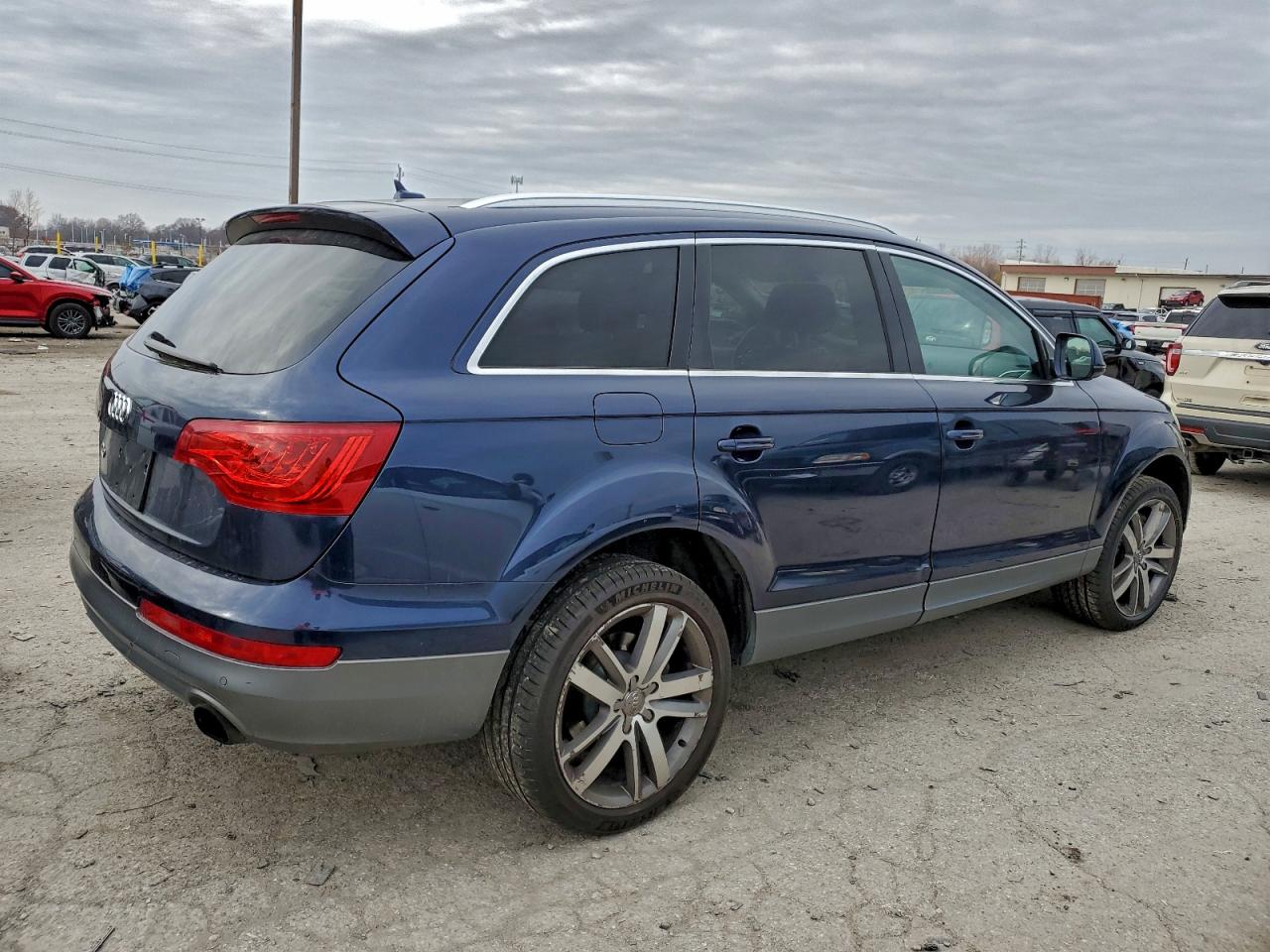 Audi Q7 Premium Plus Image 3