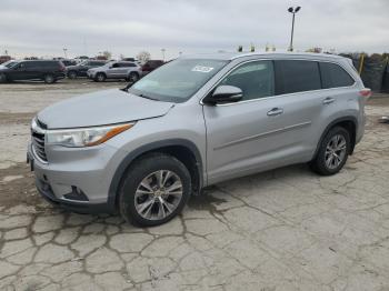  Salvage Toyota Highlander