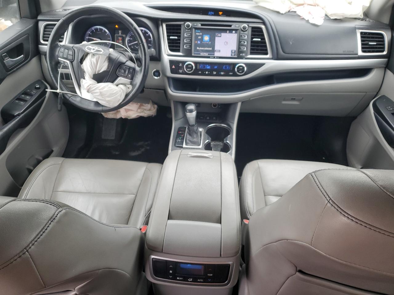 Toyota Highlander Xle Image 13