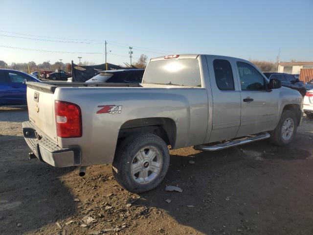 Chevrolet Silverado K1500 Image 4