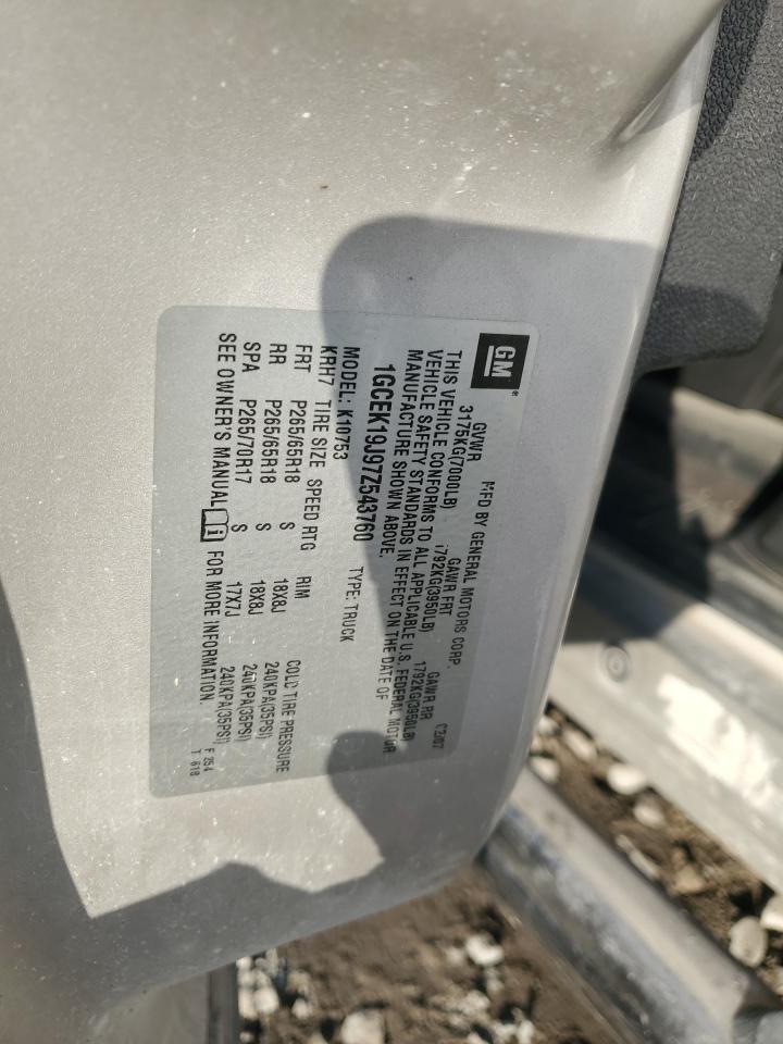 Chevrolet Silverado K1500 Image 6