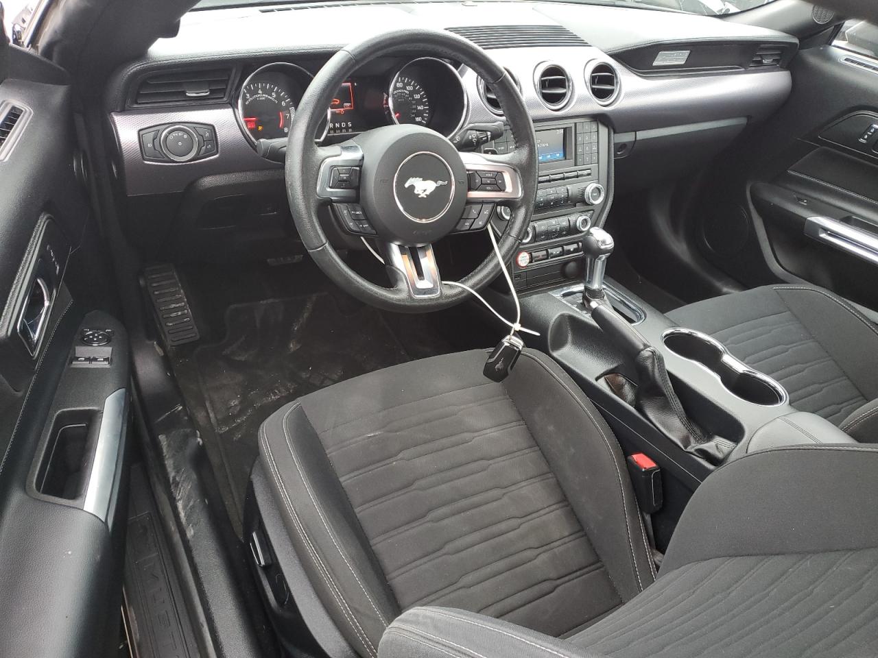 Ford Mustang Gt Image 8