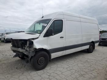  Salvage Mercedes-Benz Sprinter