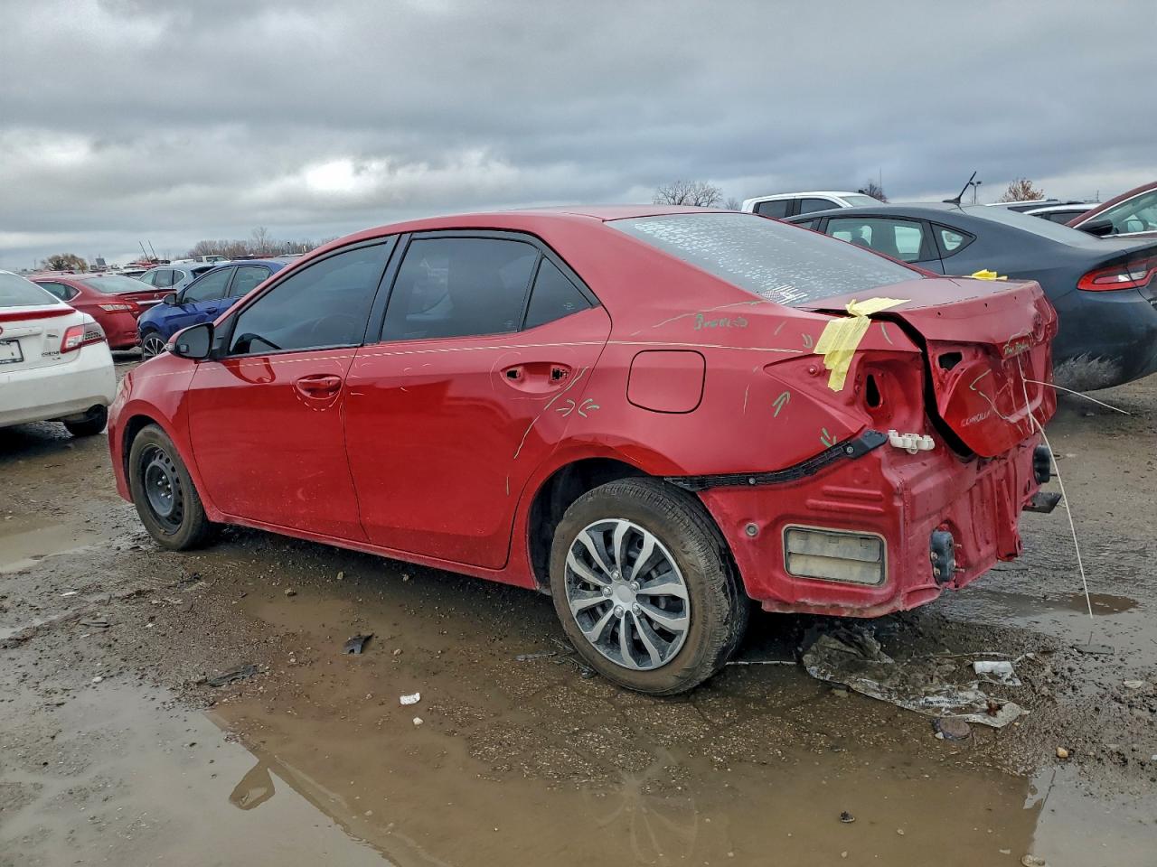 Toyota Corolla L Image 12