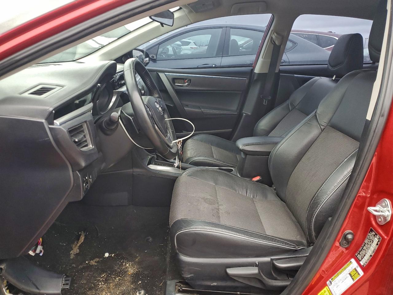 Toyota Corolla L Image 5