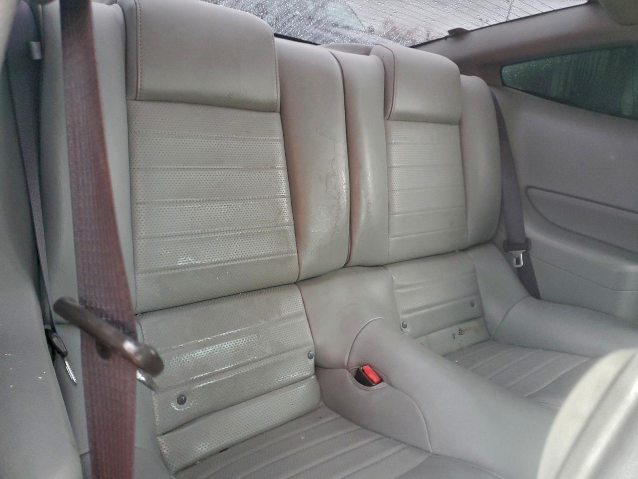 Ford Mustang Gt Image 5