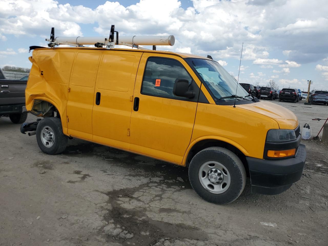 Chevrolet Express Image 5