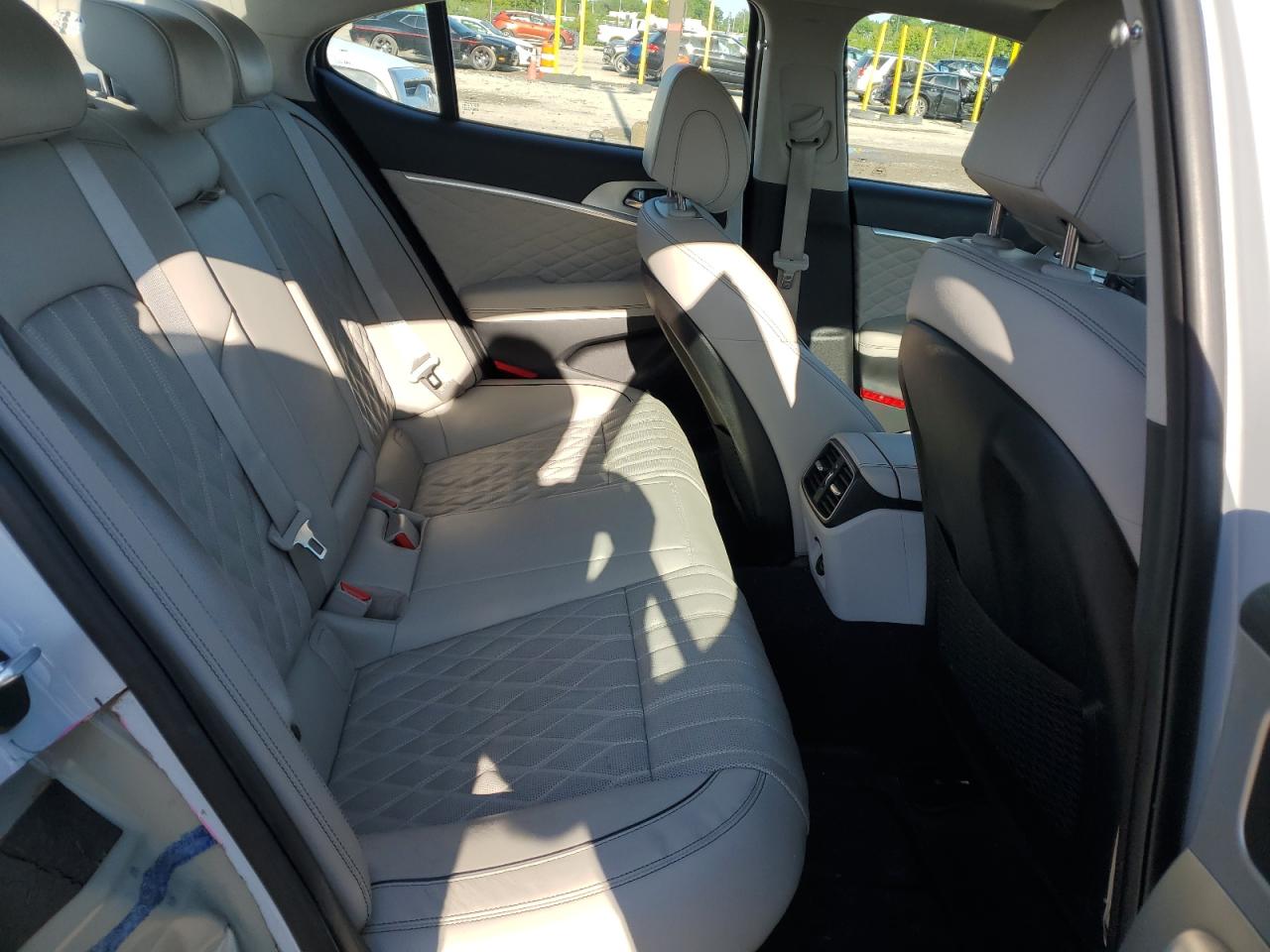 Genesis G70 Prestige Image 9