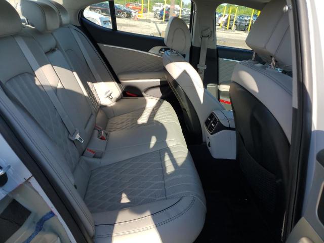 Genesis G70 Prestige Image 9