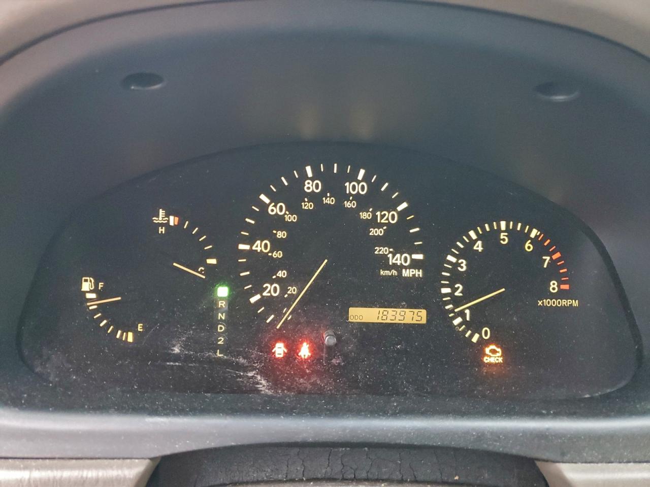 Lexus RX 300 Image 9