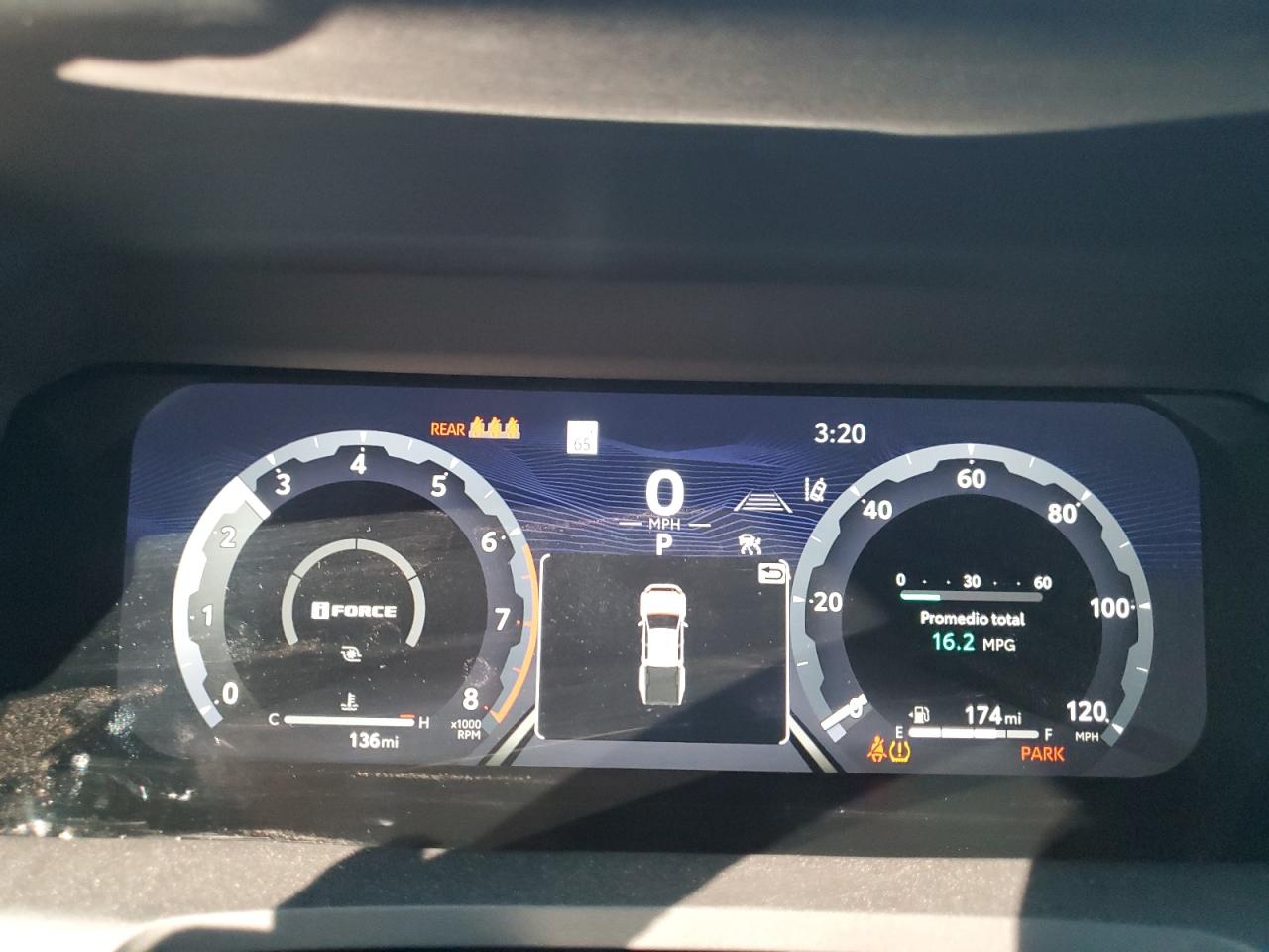 Toyota Tacoma Double Cab Image 7