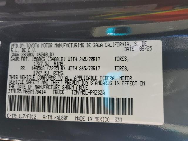 Toyota Tacoma Double Cab Image 12